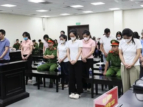Vợ chồng giám đốc lĩnh hơn 38 năm tù vì sản xuất sản phẩm bảo vệ sức khỏe giả