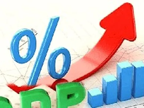 Vượt thách thức, kinh tế Việt Nam bước vào chặng nước rút những tháng cuối năm