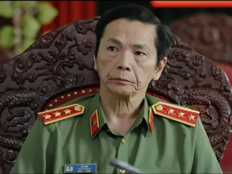 NSND Trung Anh gây ấn tượng khi hóa thân thành lãnh đạo công an