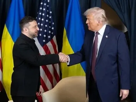 Ông Zelensky khẳng định sẵn sàng ký thỏa thuận hòa bình tại Nhà Trắng hoặc Mar-a-Lago