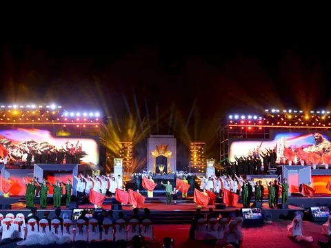 Hà Nội: Tổng duyệt cầu truyền hình "Sao sáng dẫn đường"