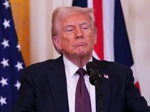 Ông Trump bất ngờ nhắc đến thỏa thuận khoáng sản đã ký với Ukraine, hiệu quả đến đâu?