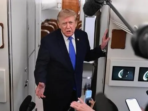 Mỹ - Iran nối lại đàm phán vào thứ Hai, ông Trump thông báo