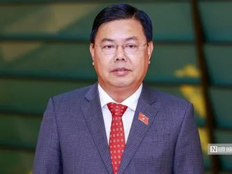 Ông Nguyễn Tiến Hải giữ chức Bộ trưởng Bộ Nội vụ