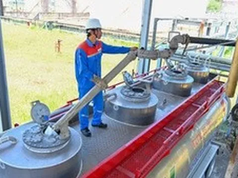 Sản xuất ethanol cho xăng E10: Nhà máy chuyển đổi nguyên liệu, hướng tới 125% công suất