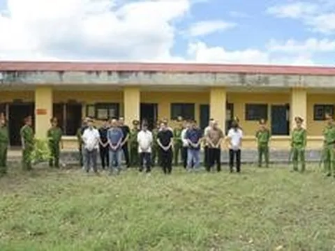 Phá đường dây phát sóng lậu bóng đá Lương Sơn TV, bắt 16 đối tượng