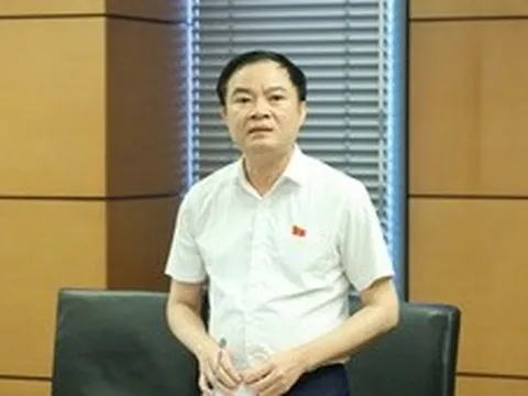 Đề nghị quy định rõ hai tư cách pháp lý của Petrovietnam trong dự thảo Luật Dầu khí (sửa đổi)