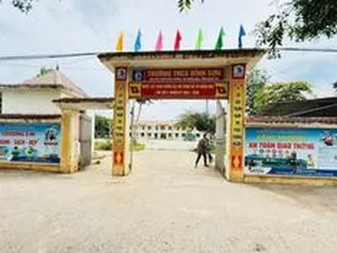 Khởi tố hiệu trưởng ở Nghệ An vì liên quan đường dây cá độ bóng đá