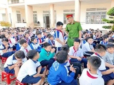 Phối hợp liên ngành bảo đảm an toàn trường học, phòng chống bạo lực học đường