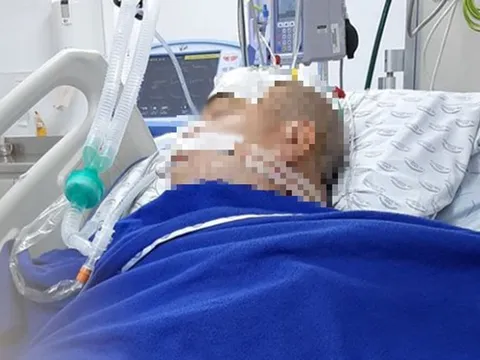 Người đàn ông 70 tuổi suýt tử vong vì loại thịt quen thuộc, bác sĩ "chỉ mặt điểm tên" thủ phạm trong tủ lạnh nhiều nhà