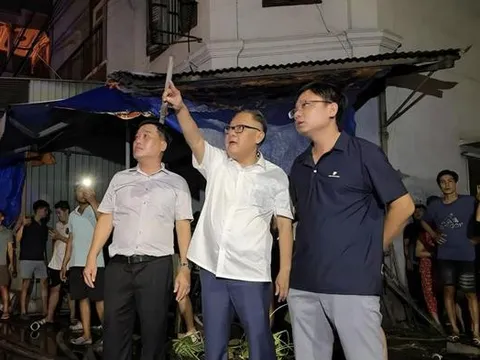 Cháy lớn tại chợ Biên Hòa, cột khói cao hàng chục mét