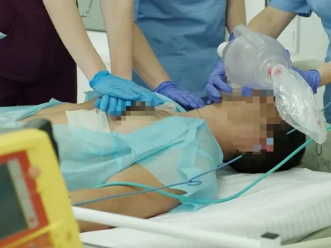 Người đàn ông 28 tuổi suýt tử vong, bác sĩ chỉ thẳng thói quen "cực độc" nhiều người trẻ xem nhẹ