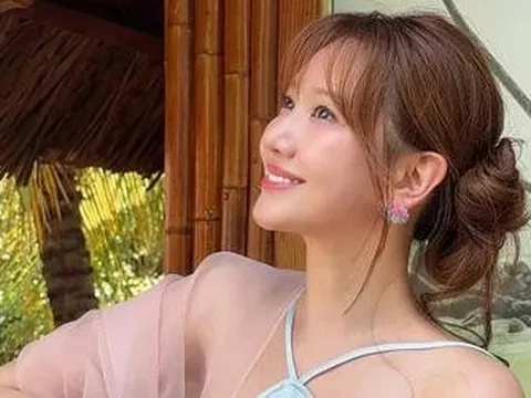 Ca sĩ Hari Won đón tin vui bất ngờ sau 11 năm