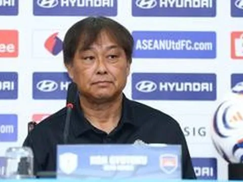 HLV Campuchia thừa nhận: "Không tìm ra điểm yếu của đội tuyển Việt Nam"