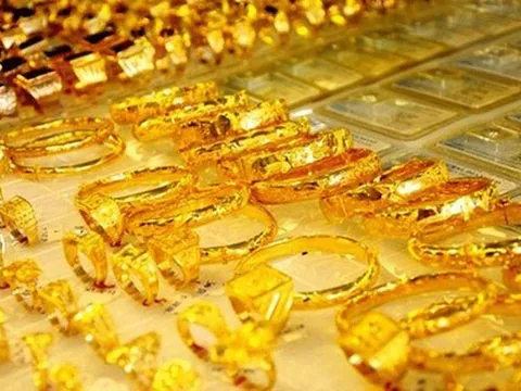 Giá vàng hôm nay (10/8): Quay xe tăng trở lại