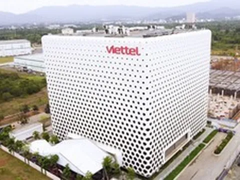 Viettel thúc đẩy tăng trưởng xanh: Điện mặt trời tự sản xuất tăng 24,8% trong năm 2025