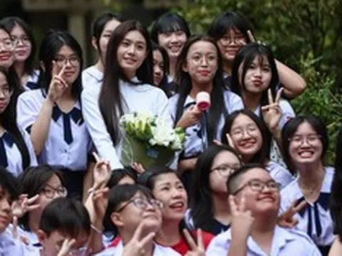 Hiệu trưởng, hiệu phó dôi dư có nguyện vọng nghỉ việc được giải quyết trước 30/9