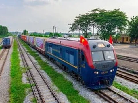 Tổng công ty Đường sắt Việt Nam chuyển đổi thành Tập đoàn Đường sắt Quốc gia Việt Nam