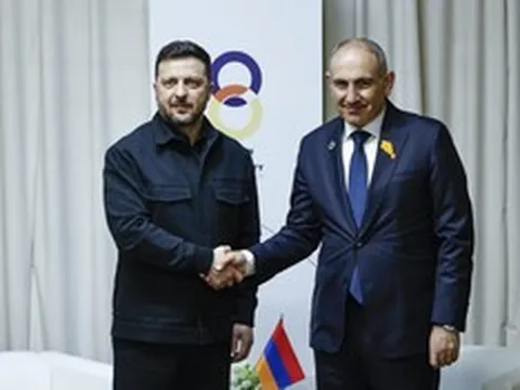 Ông Zelensky ca ngợi quan hệ ngày càng mang tính xây dựng giữa Ukraine và Armenia