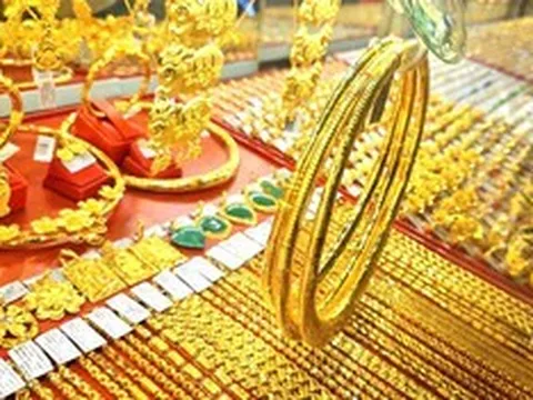 Giá vàng hôm nay (13/8): Tiến sát mốc 145 triệu đồng/lượng