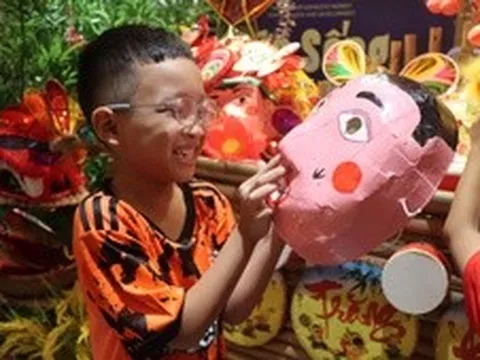 'Rằm rộ phố cổ - Hà Nội trong tôi' mở cửa đón khách mua sắm từ hôm nay