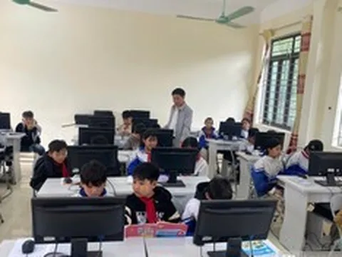 Thanh Hóa tuyển 1.632 giáo viên, hơn 8.000 người đăng ký dự tuyển