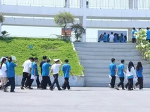 323 thí sinh làm thủ tục thi lại tại Trường THPT Chuyên Tuyên Quang