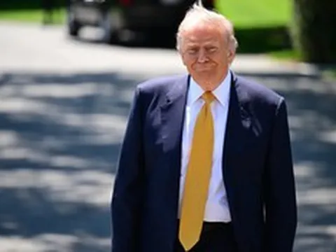 Ông Trump "rất vui" khi Hiệp định Phòng thủ chung Mecca được ký kết