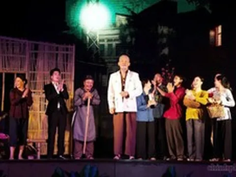 'Bác Hồ - Hai tiếng thiêng liêng': Học Bác từ những điều giản dị nhất