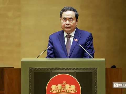 Chủ tịch Quốc hội: "Không được để người dân, doanh nghiệp phải chờ đợi"