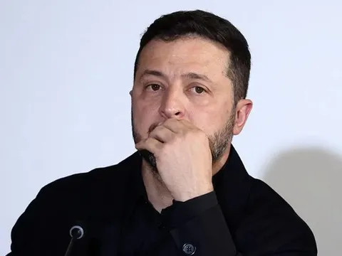 Ông Zelensky cảnh báo về “cơn sóng thần” chia rẽ Ukraine, tiết lộ bất đồng với ông Fedorov