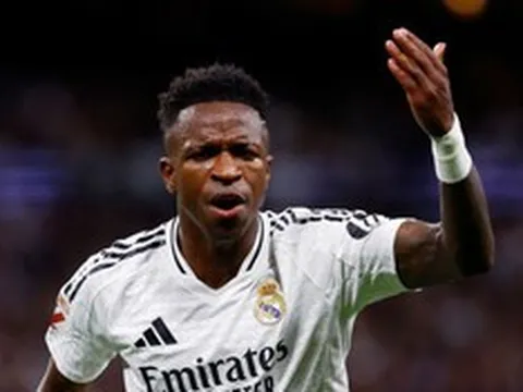 Cựu sao Real Madrid nhận xét "gây sốc" về Vinicius