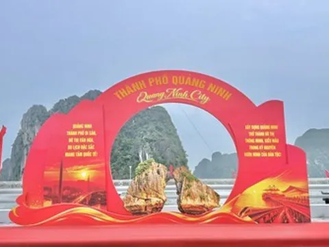Quảng Ninh rộn ràng chào đón dấu mốc lịch sử mới