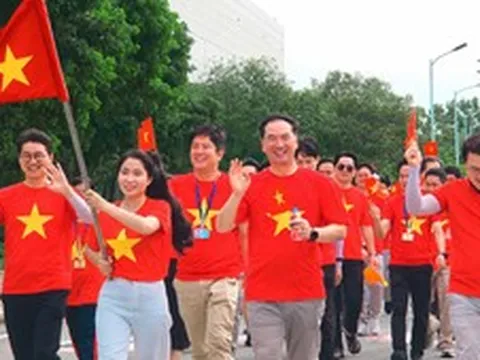 Nhân viên Samsung Việt Nam tự hào 'Cùng Việt Nam tiến bước' năm 2026