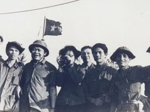 Nhà báo Huỳnh Văn Tiểng - Từ khúc ca lên đàng đến mùa thu độc lập