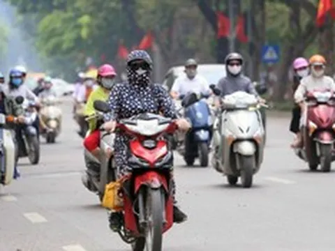Dự báo thời tiết 4/9/2026: Nắng nóng gay gắt, chiều tối miền Bắc nơi nào "dính" mưa dông?
