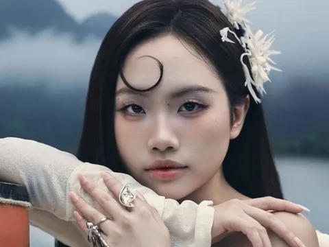 Phương Mỹ Chi lên tiếng xin lỗi