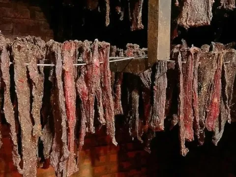 Trâu gác bếp bò một nắng