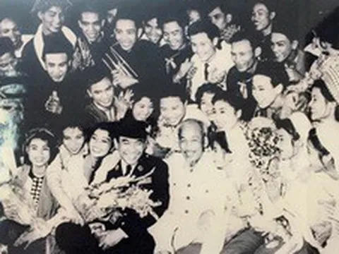 Từ tư tưởng Hồ Chí Minh về Văn hóa, khơi dậy khát vọng phát triển đất nước giàu mạnh, phồn vinh, hạnh phúc