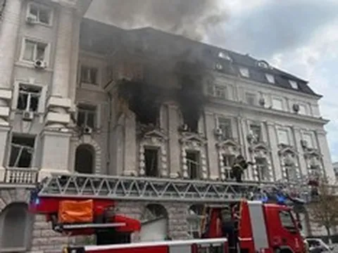 Nga tập kích trụ sở Cơ quan An ninh Ukraine