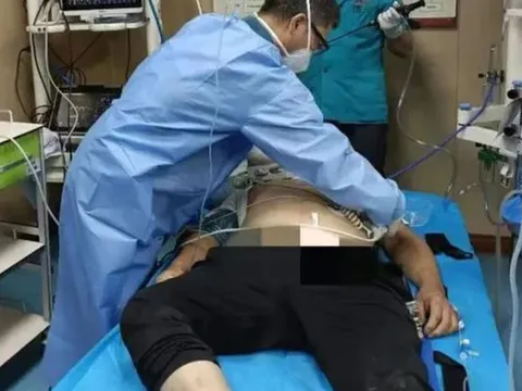 Người đàn ông 45 tuổi tử vong sau khi đau bụng, bác sĩ cảnh báo chớ ăn 3 món này