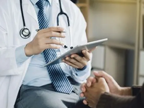 Bộ Y tế yêu cầu chấn chỉnh việc cấp giấy khám sức khỏe "rất nhanh"