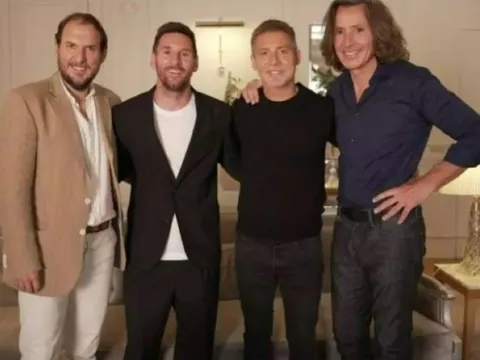 Messi “bỏ bóng đá” đi đóng phim truyền hình?