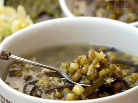 Những người không nên ăn chè đậu xanh kẻo "ân hận mấy cũng muộn"