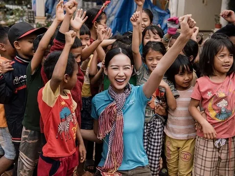 "Hoa hậu Bảo Ngọc lăn xả trong dự án thiện nguyện tại Gia Lai"