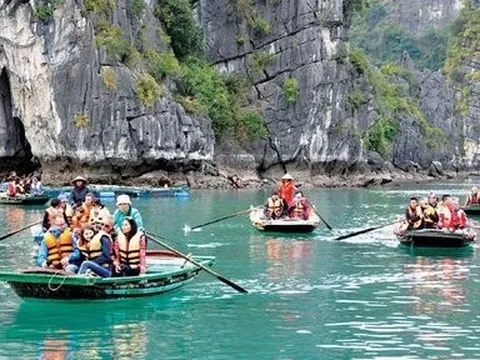 Ngành du lịch khởi sắc dịp Tết: Cú hích cho sự bùng nổ năm 2022