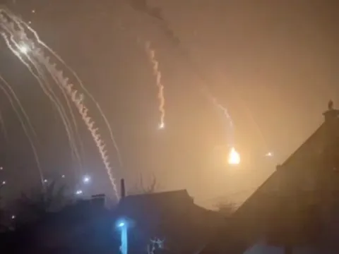 RT: Những tiếng nổ lớn ở Kyiv là do rocket bị đánh chặn