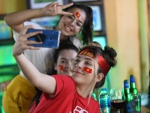 "Xét nghiệm dày đặc là không ổn, phải thoải mái khách mới đi du lịch"