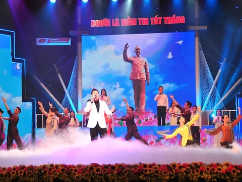 Chương trình nghệ thuật đặc biệt ‘Người là niềm tin tất thắng’