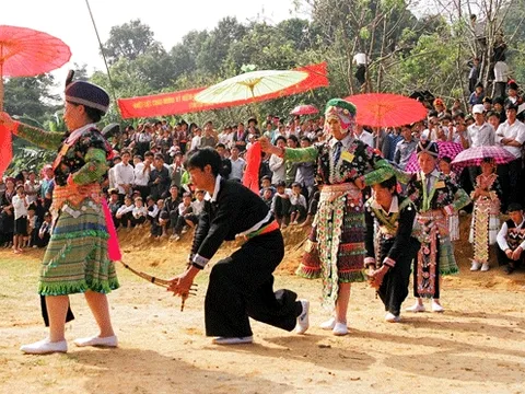 Chợ tình Khâu Vai trở thành 'Di sản Văn hóa phi vật thể quốc gia'